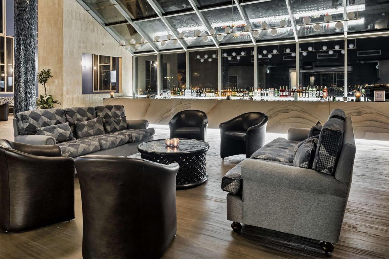 Hilton Yaounde Hotel Kültér fotó