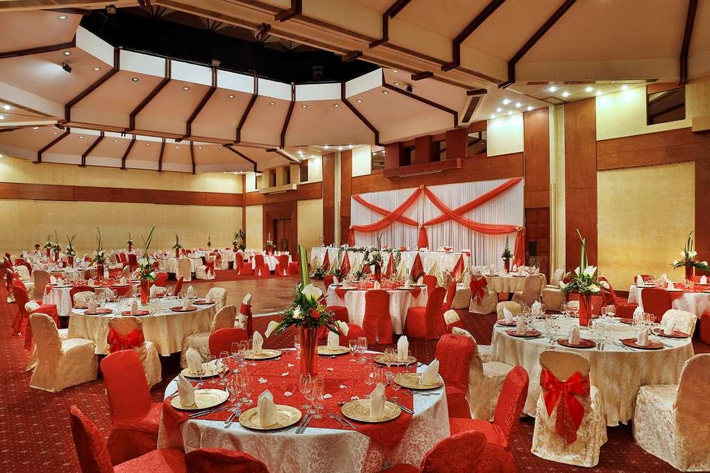 Hilton Yaounde Hotel Létesítmények fotó