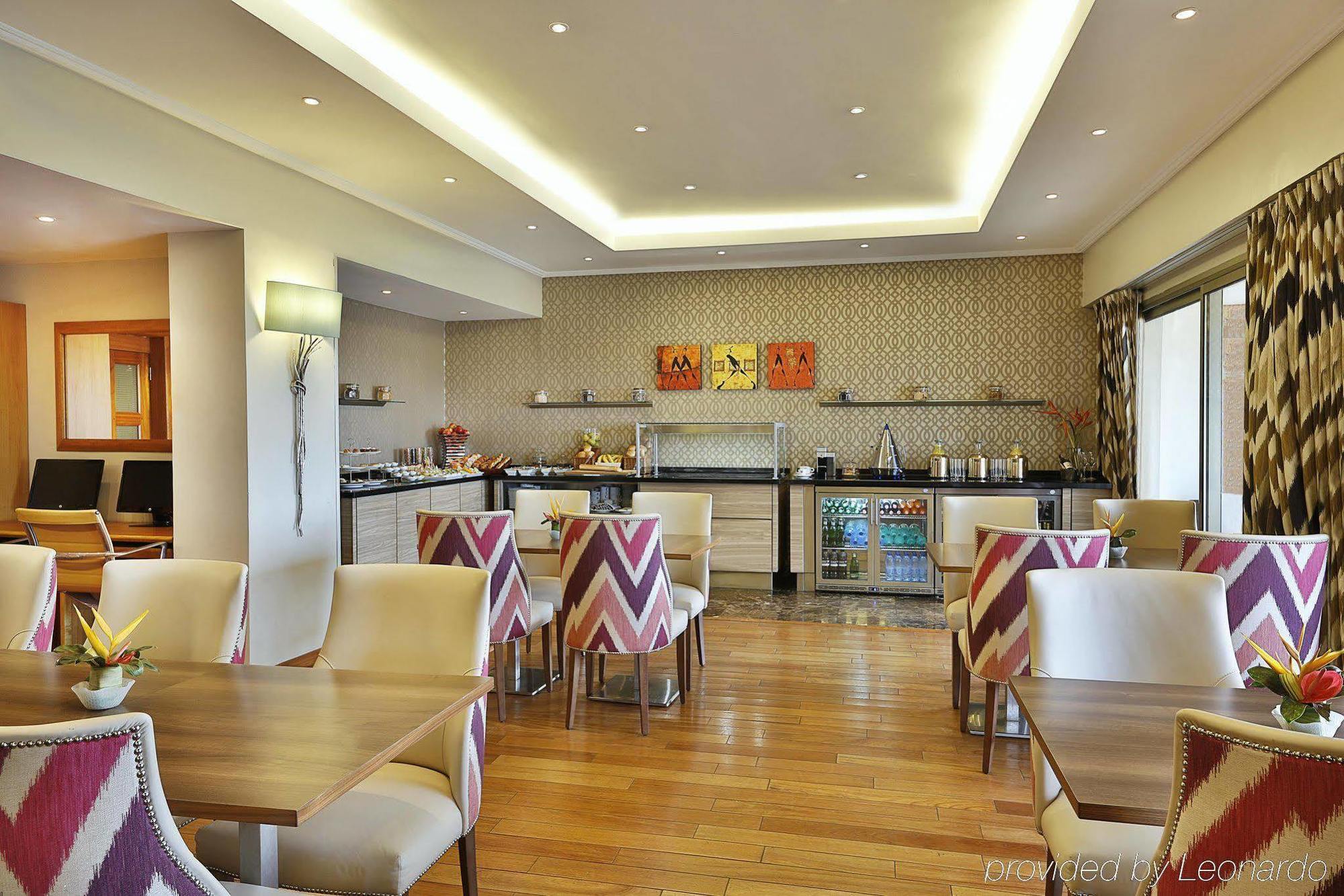 Hilton Yaounde Hotel Kültér fotó